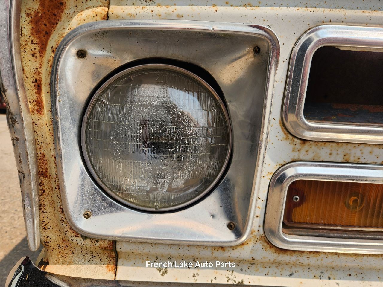 AM Radio Untested Fits 67-72 CHEVY C10 PICKUP 1261891