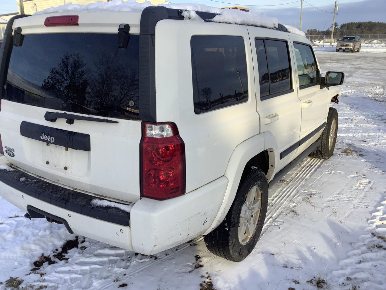 Audio Equipment Radio AM-FM-CD-MP3 Face Plate ID RES Fits 08-10 DAKOTA 350993