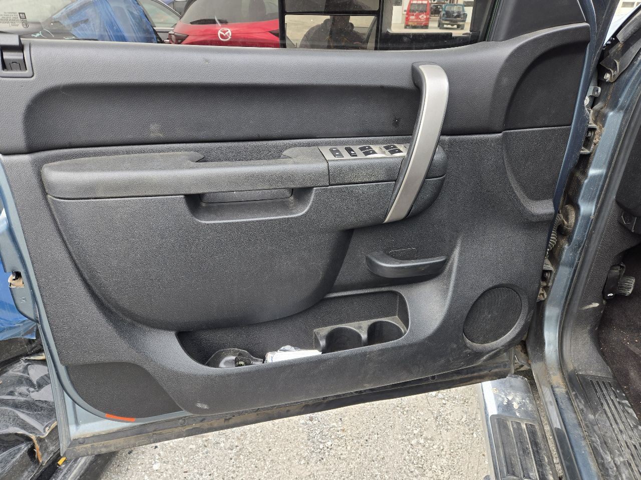 2010-2013 Chevy Silverado Radio AM FM Stereo CD MP3 USB opt UUI