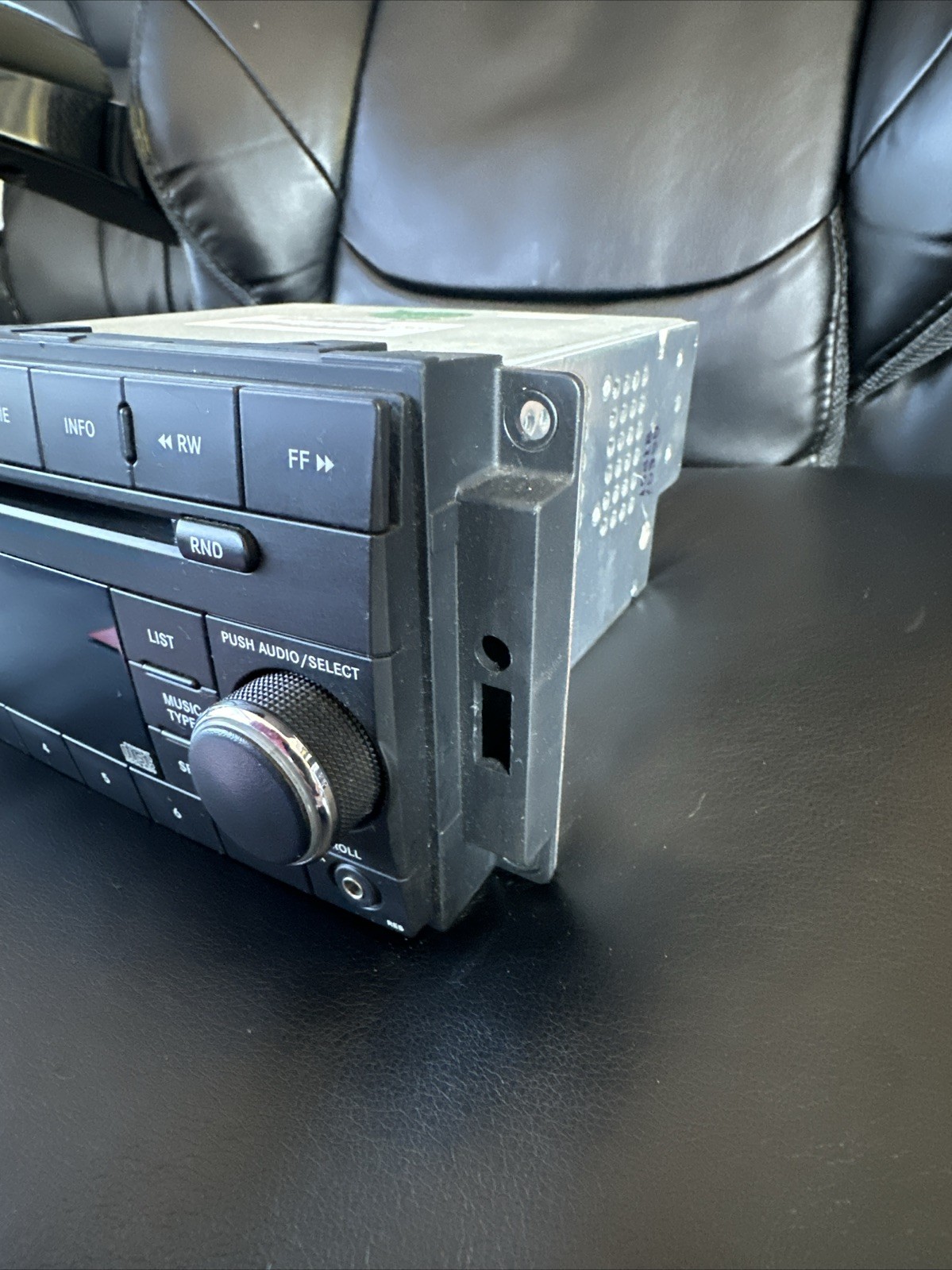 2007 Dodge Nitro Radio P05107095AJ