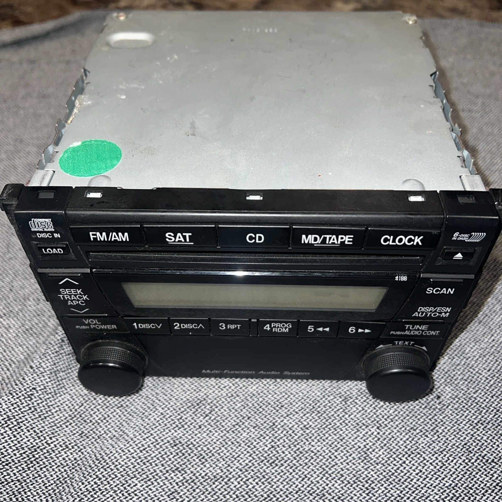 2006 Mazda Tribute AM FM Radio CD Player