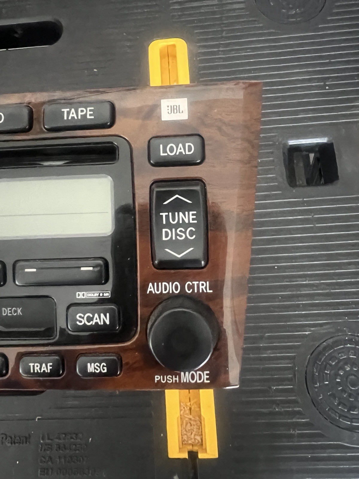 2004 Toyota Avalon Stereo/CD stuck inside. Includes iPhone interface.