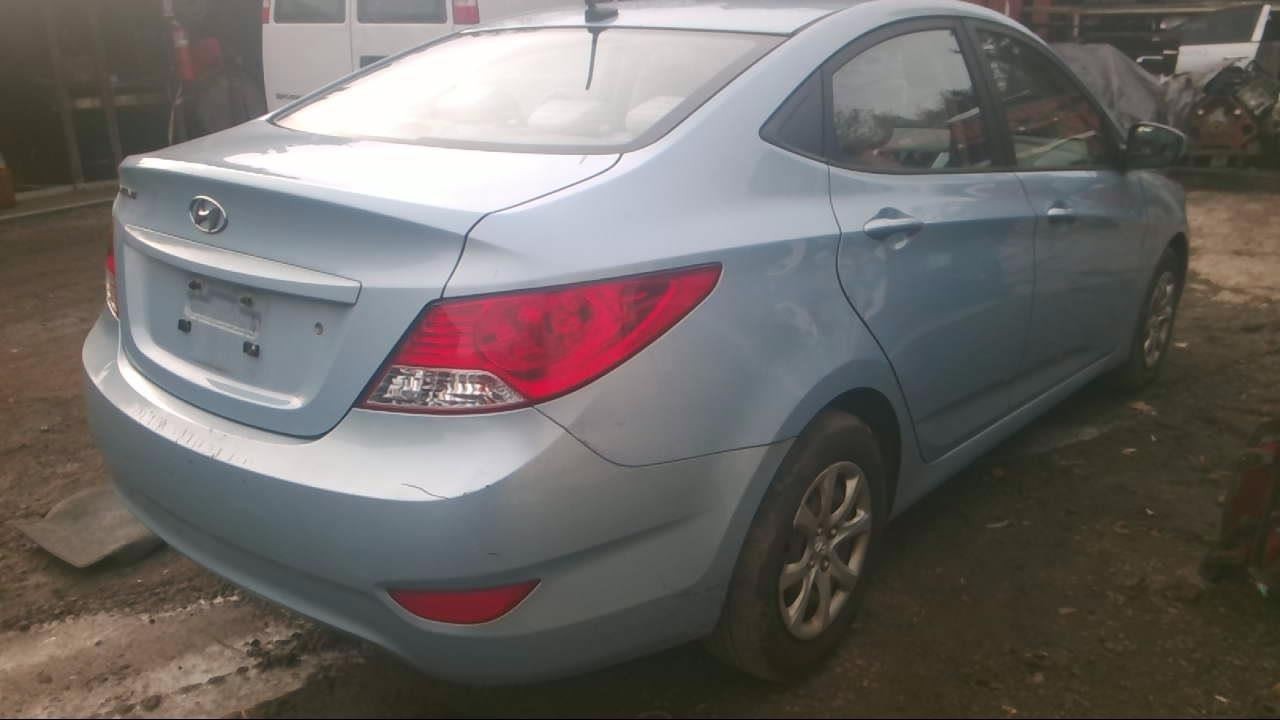 Audio Equipment Radio AM-FM-stereo-CD-MP3 US Market Fits 12-14 ACCENT 801652