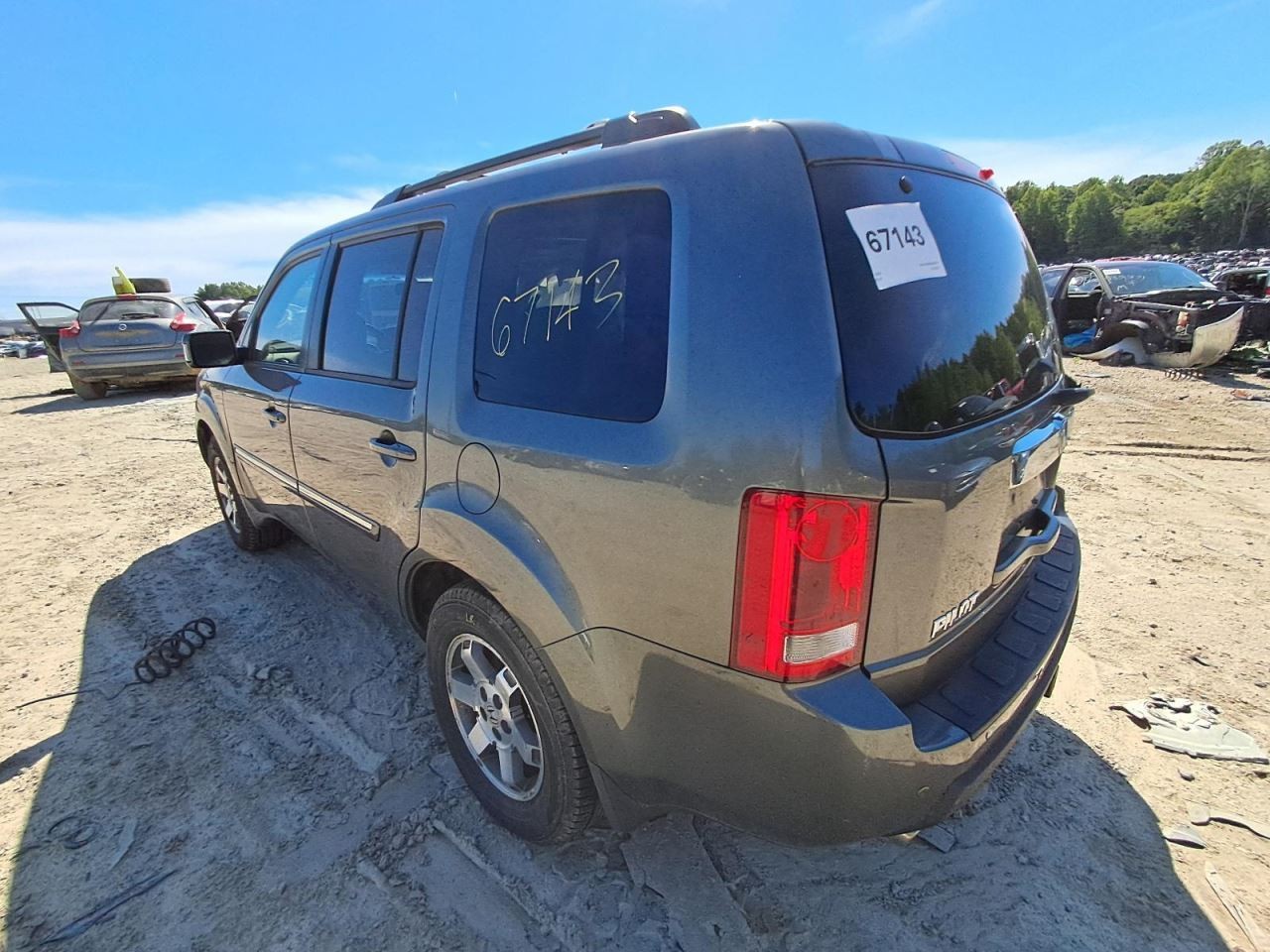 Audio Equipment Radio Receiver AM-FM-6CD Touring Fits 09-10 PILOT 2952181