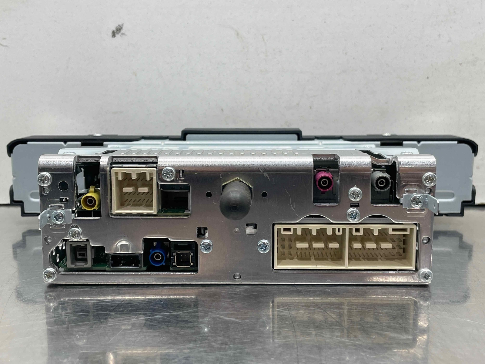 2020 Genesis G70 OEM AM/FM Radio Receiver Audio Equipment 96160-G9140VCA 19 21