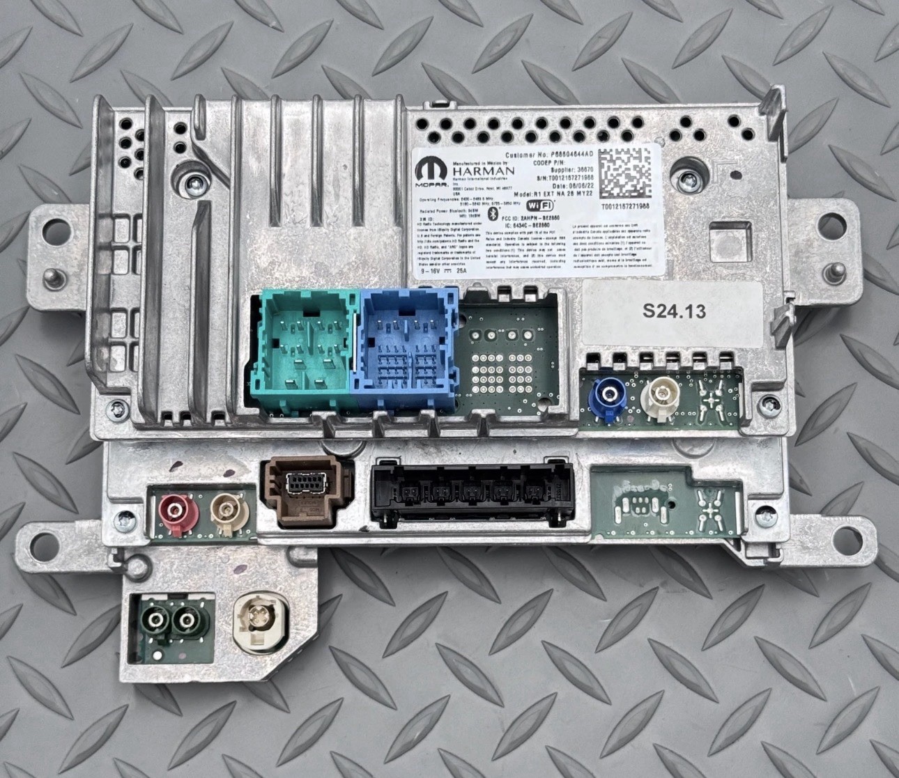 ￼ 2019 And Up Dodge Ram U Connect 4 ￼ module andU Connect 5 With 12 Inch Screen