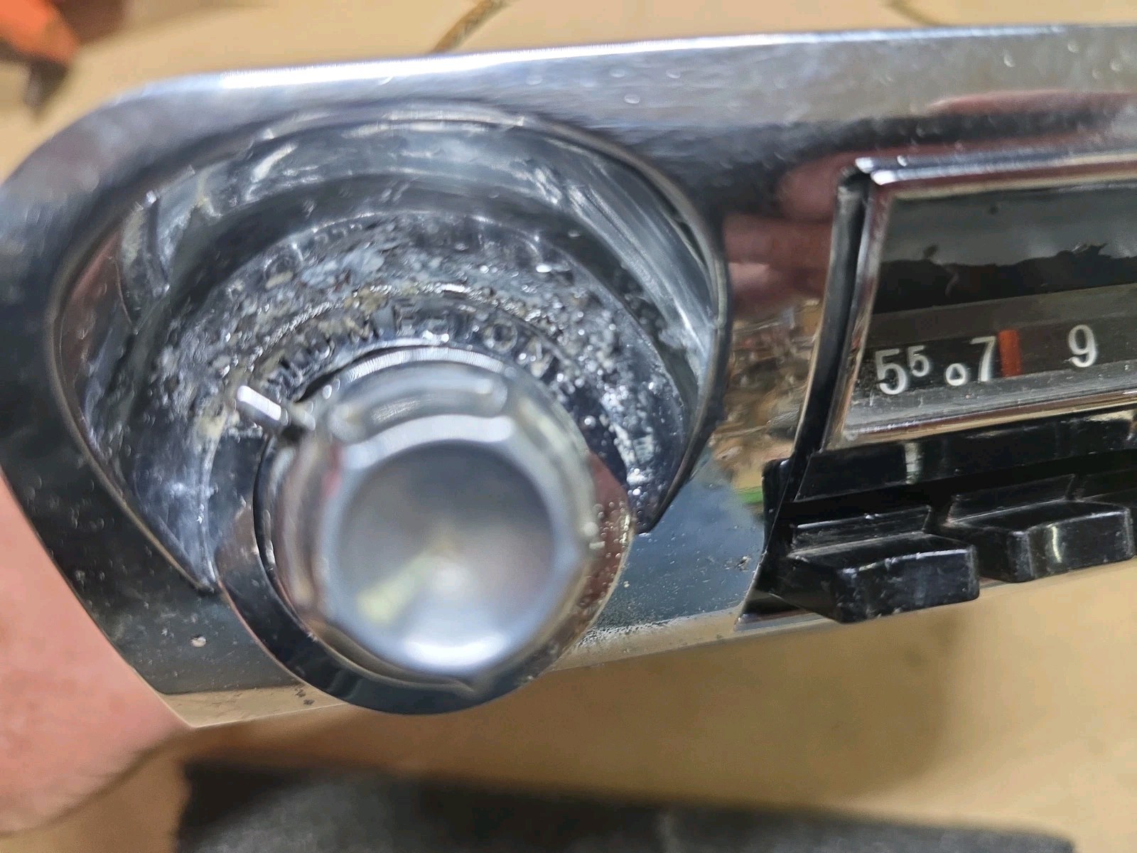 1959-1960 Chevy Impala Bel-Air Biscayne AM STEREO RADIO UN-TESTED/ORIGINAL/USED