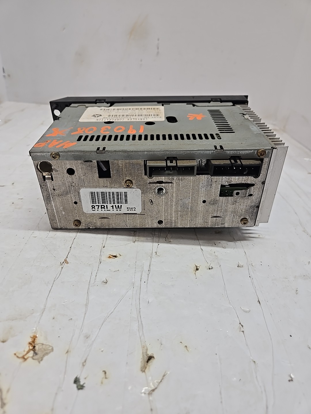 1984-2002 Chrysler Dodge Jeep OEM Cassette Player AM/FM Radio Part # P56038933AB
