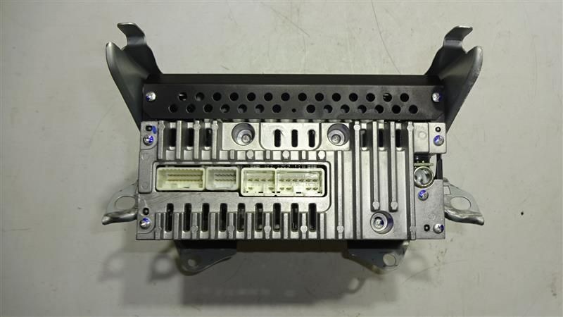 RADIO NO NAVIGATION FACE ID 16860 FITS 05-06 CAMRY 613401