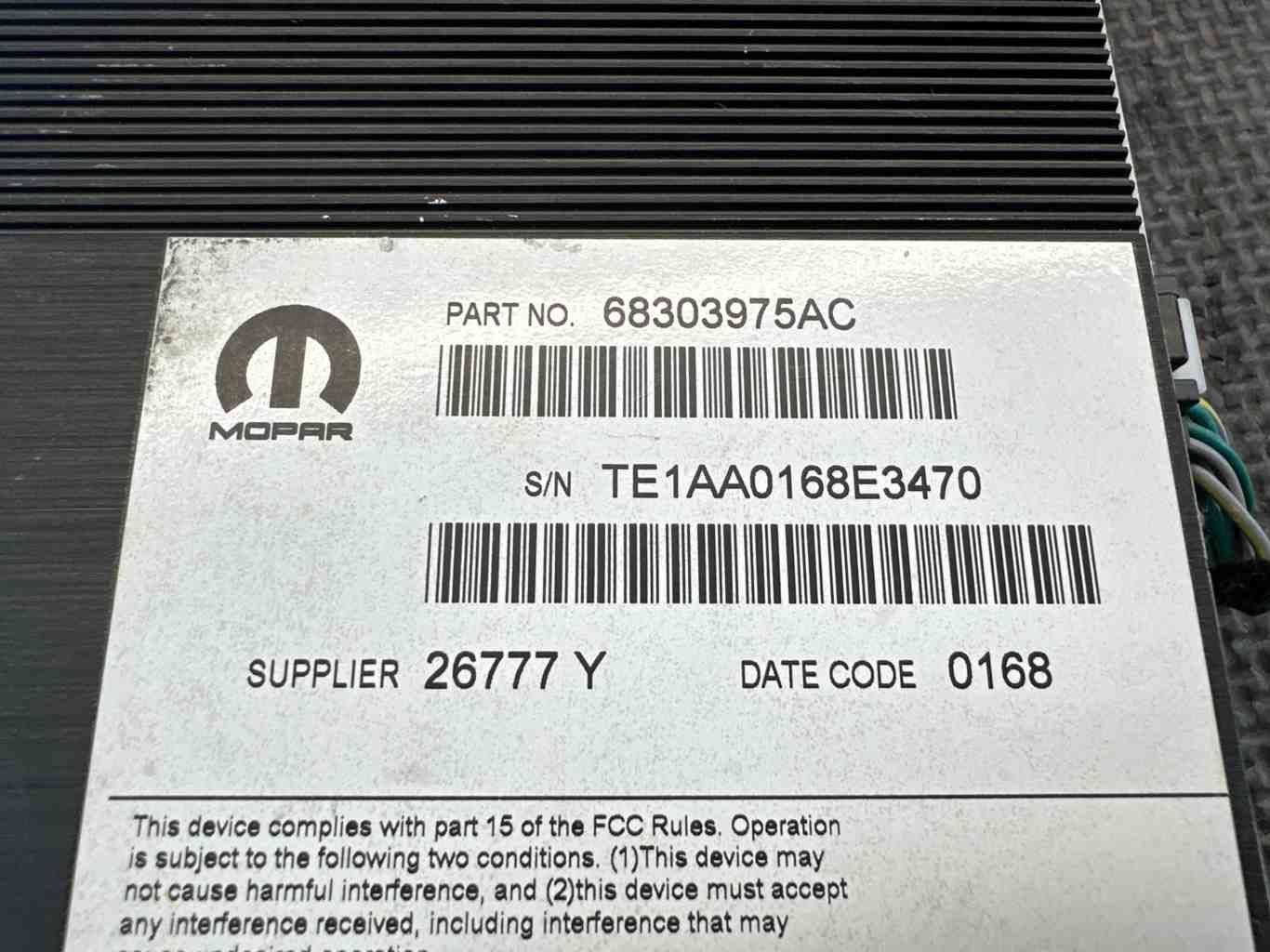 17 18 19 20 21 DODGE CHARGER 68303975AC amplifier 276 watt (opt RD7)