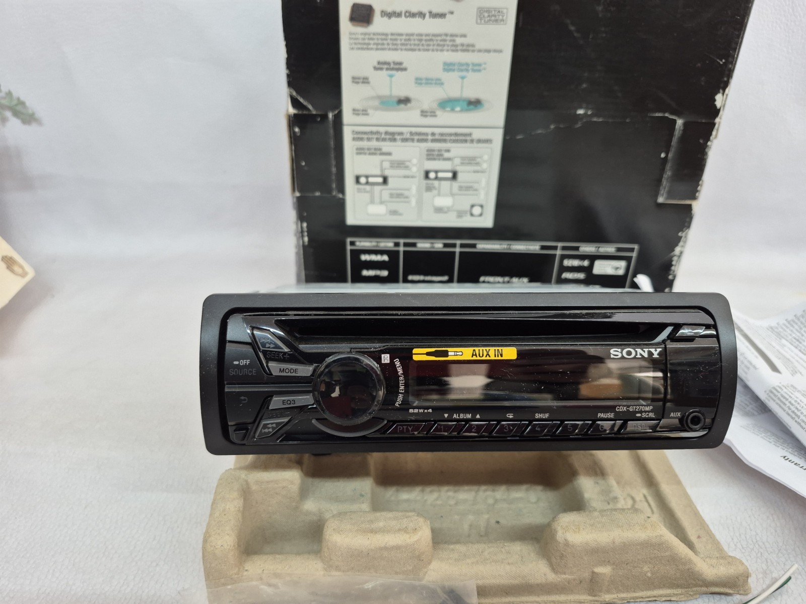 SONY AM FM CD Player Radio Stereo AUX + Remote CDX-GT270MP Compact Disk MP3 WMA