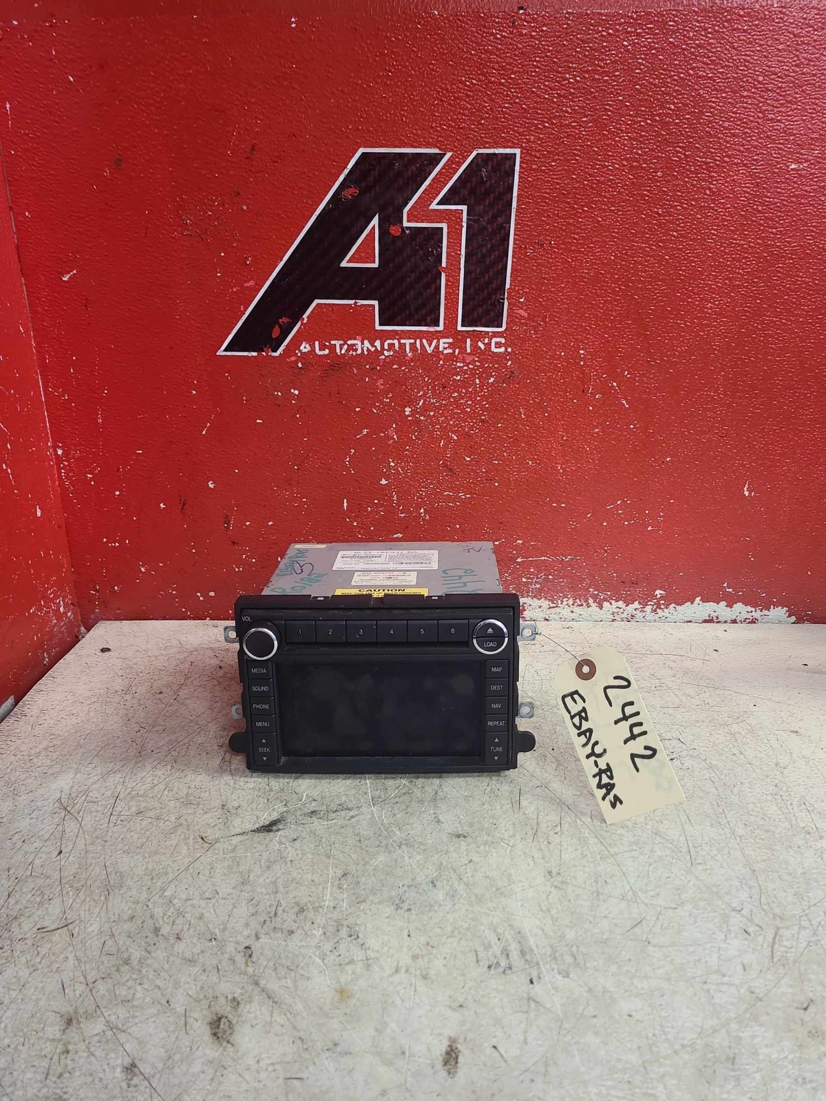 08 09 MOUNTAINEER EXPLORER RADIO AM-FM-6 CD-Navigation System ID 8L2T-18K931-BA