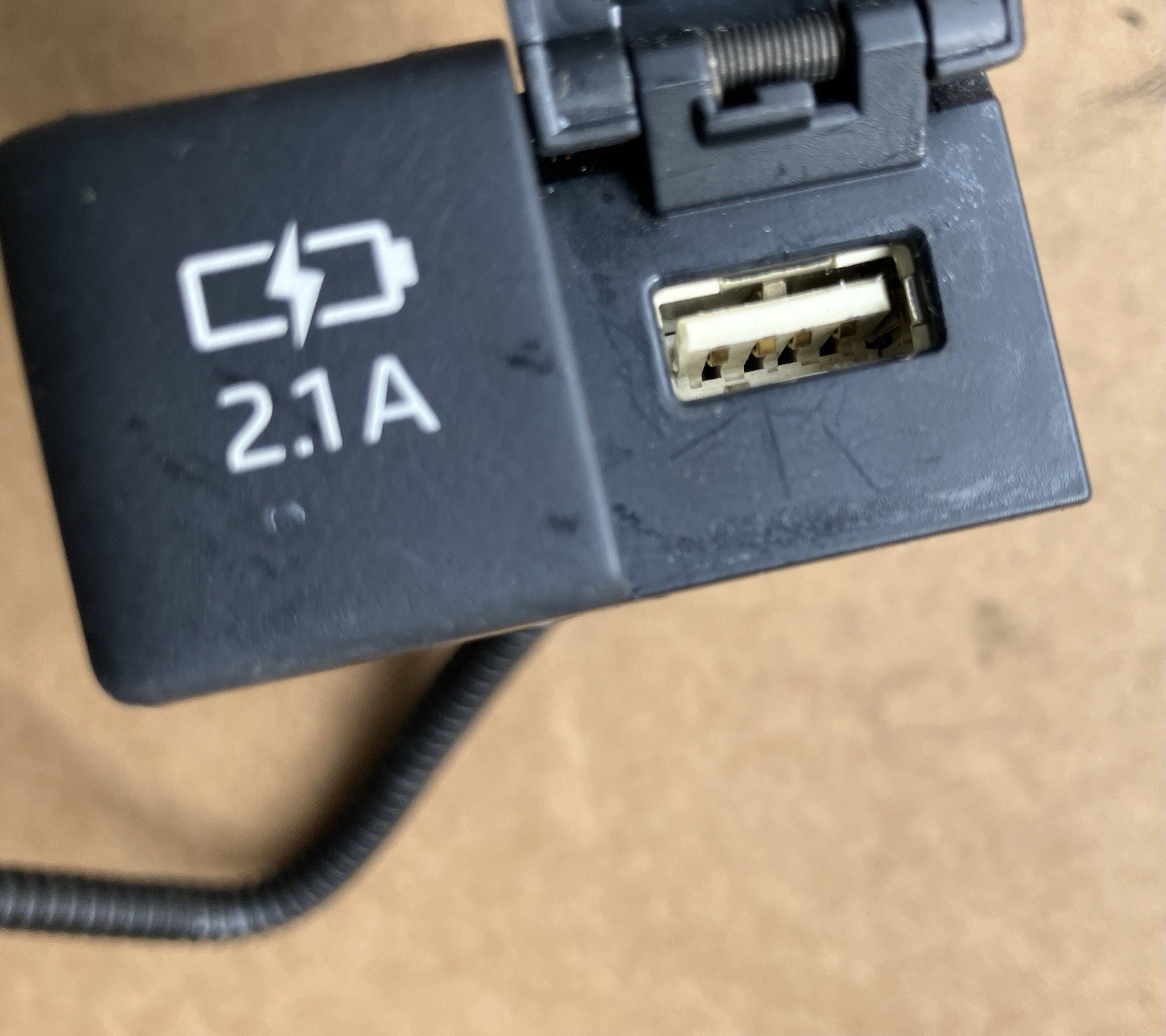 Genuine 17-20 Toyota Double USB Charge Port 85532-06010