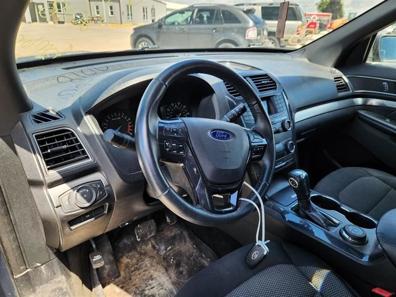 2018 Nissan Titan Radio Display and Receiver w/Navigation