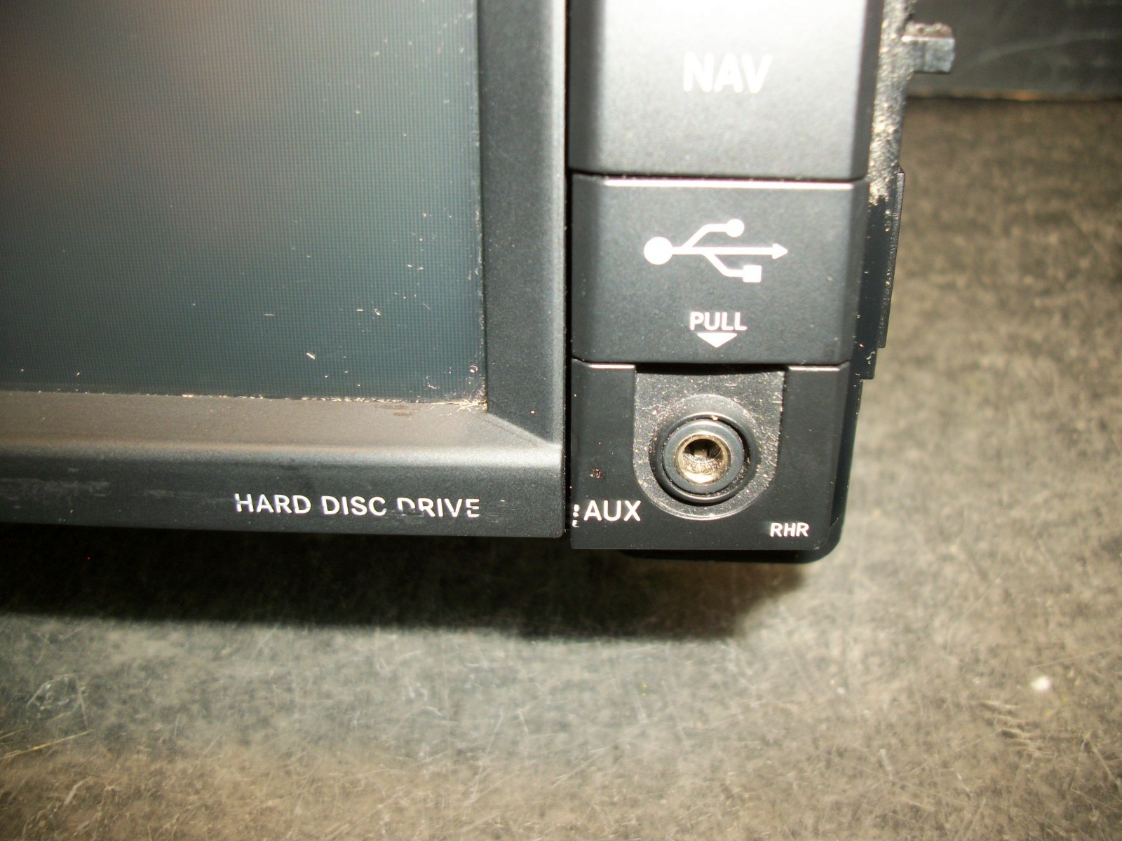 2012 12 JEEP GRAND CHEROKEE RADIO TOUCH SCREEN SAT UCONNECT USB RHR 68089010AE