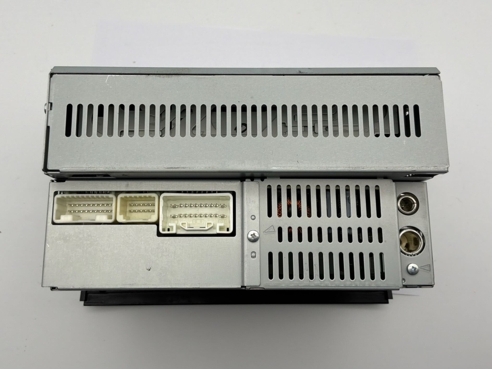 OEM 04-10 Toyota Sienna LE AM FM Radio Receiver CD WMA MP3 Single Disc Player