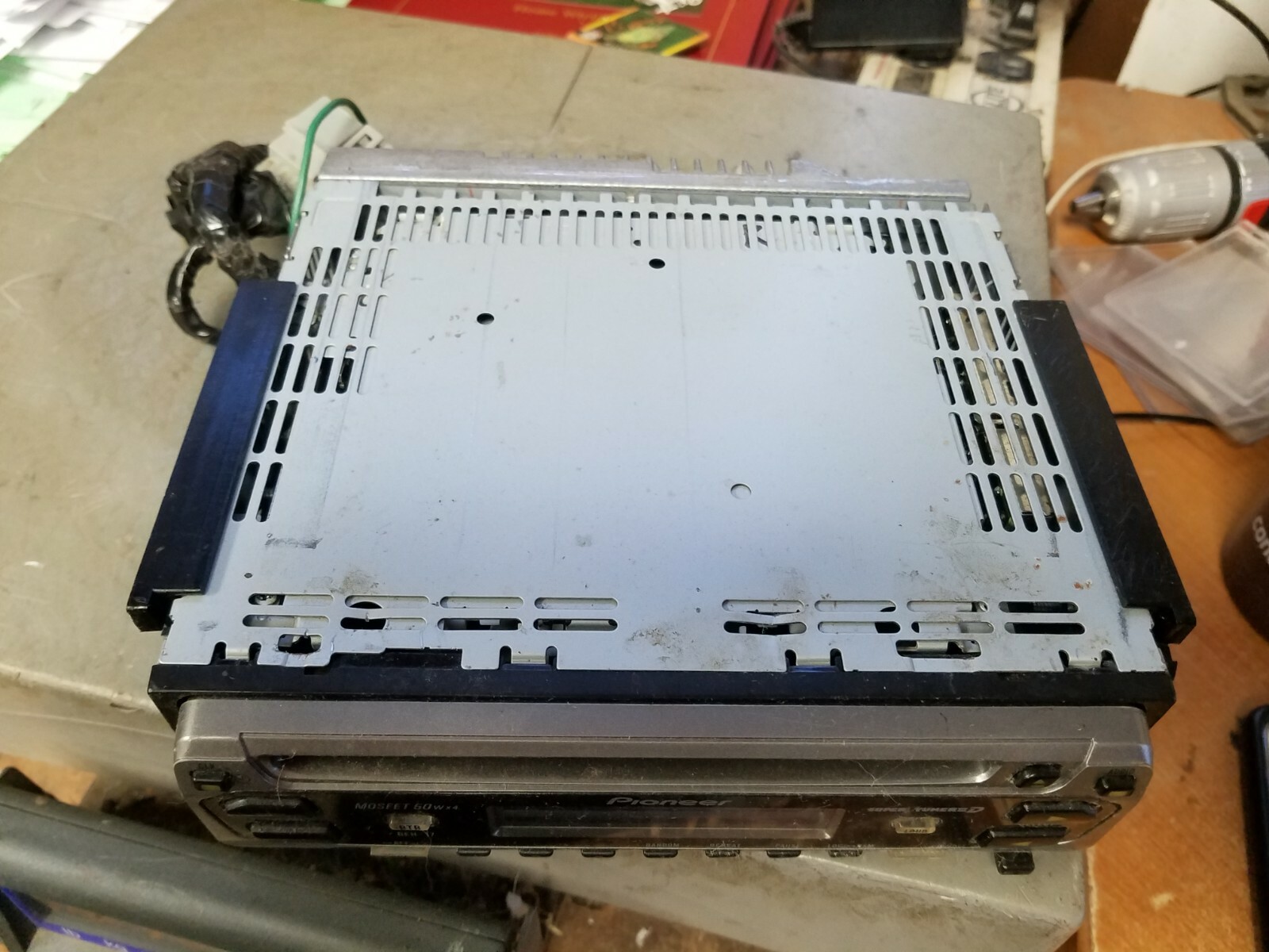 Vintage PIONEER DEH-17 Car Stereo For Parts Not Working