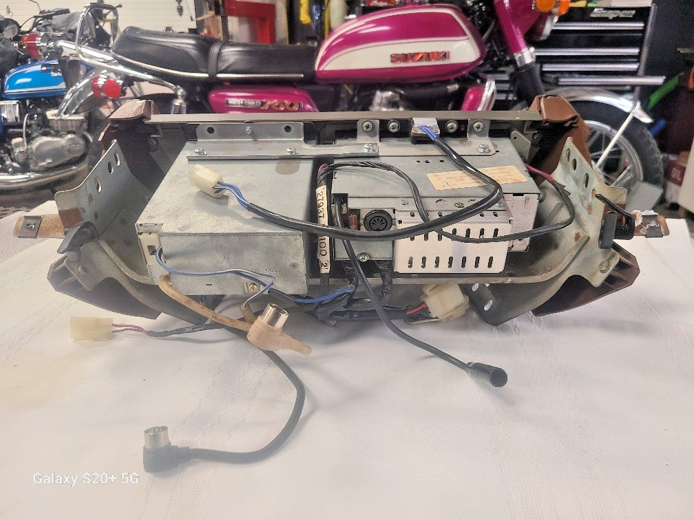 Nissan 79-83 280ZX Radio/Cassette Stereo Console and Ashtray Brown NOT Tested