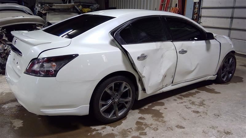 Upper Dash Control w Navigation w Bezel Fits 12-14 MAXIMA 70019