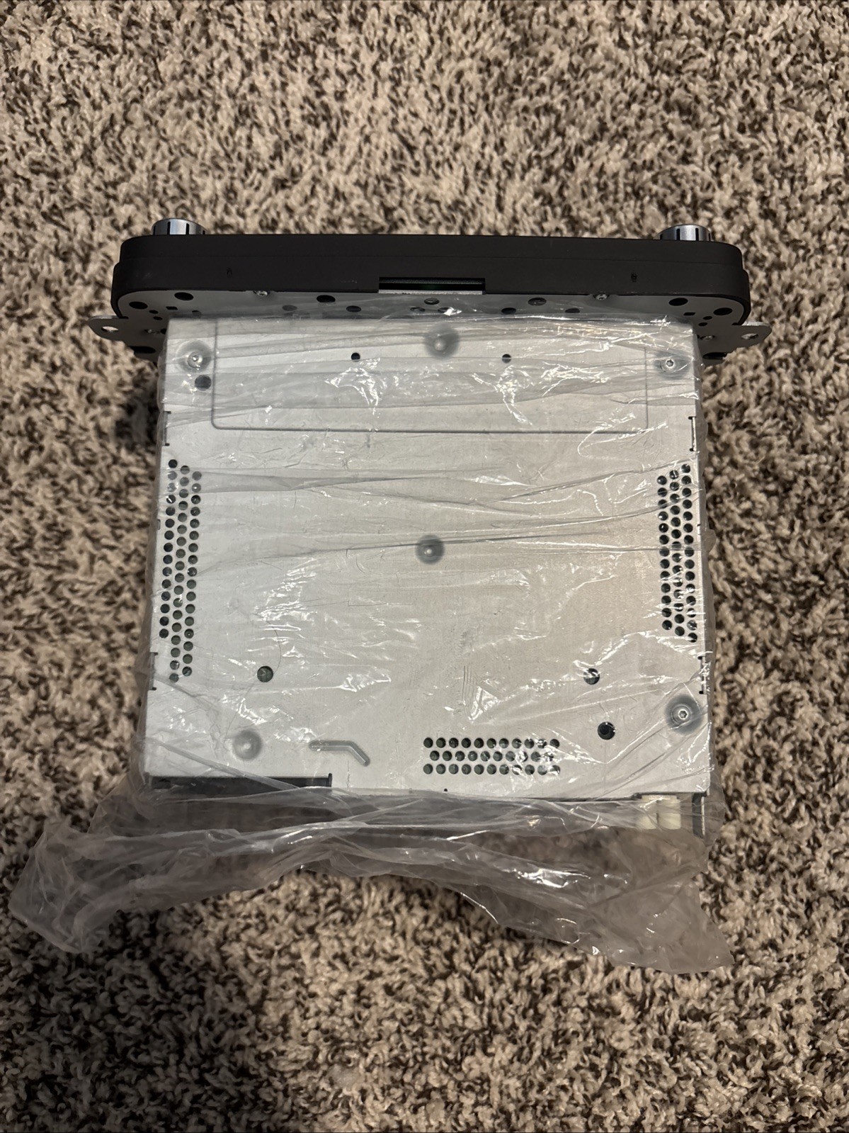 2012 Volkswagen (VW) JETTA OEM Radio CD Player P/N 28305128