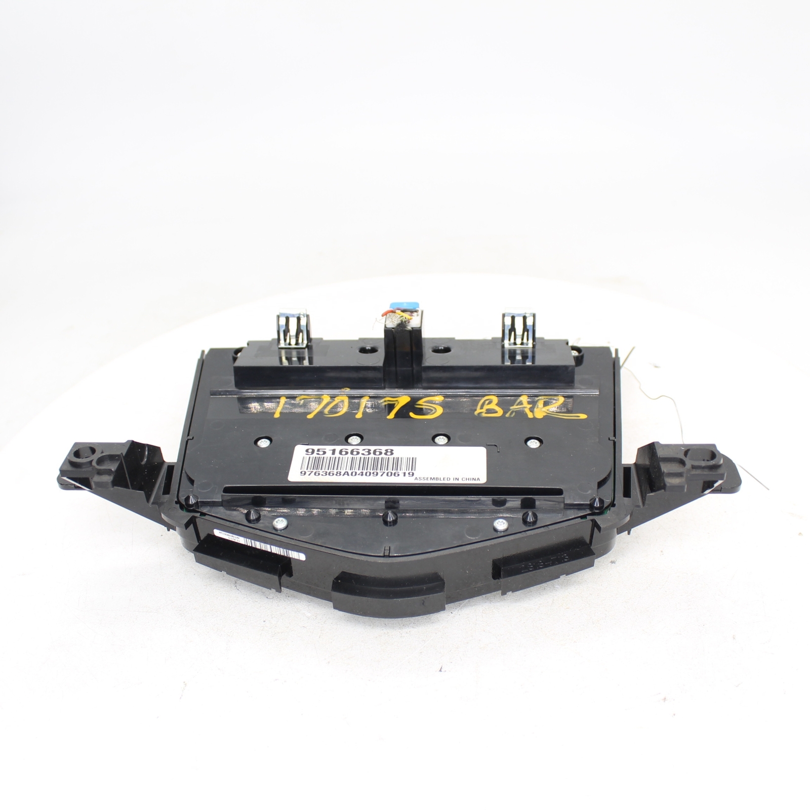 2014 Chevrolet Cruze Control Panel Part Number – 638-04138