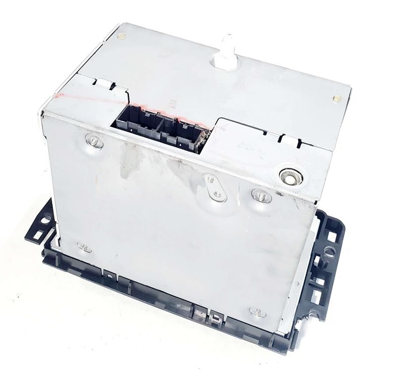 Radio US9 With Broken Tab 25864960 OEM 07 08 09 Chevrolet Suburban 1500
