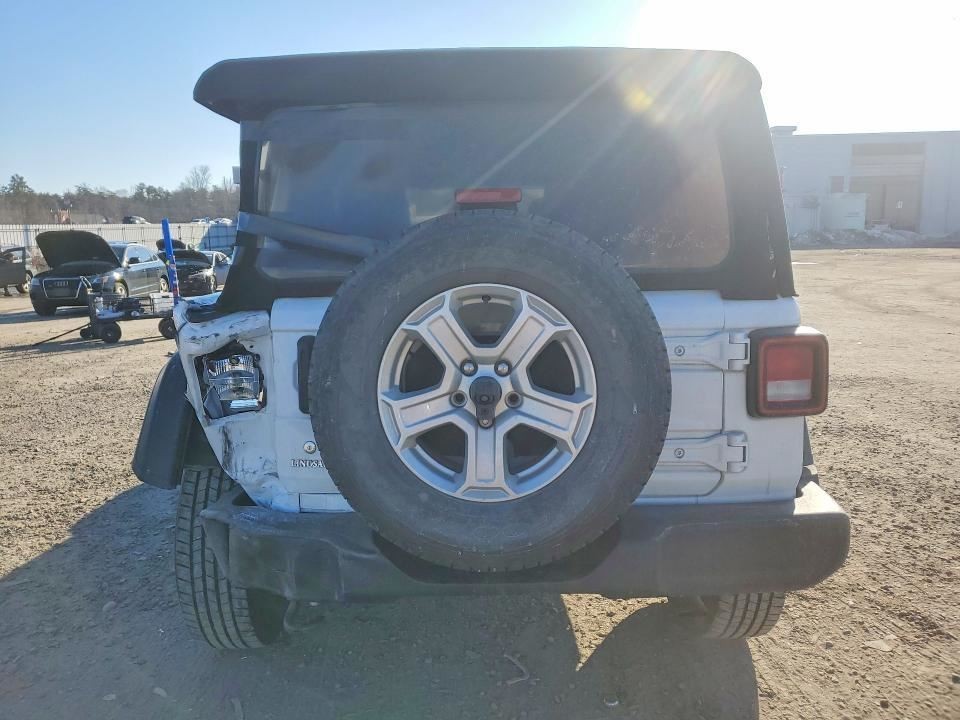Audio Equipment Radio LHD Display And Receiver Fits 18-20 WRANGLER 3194864
