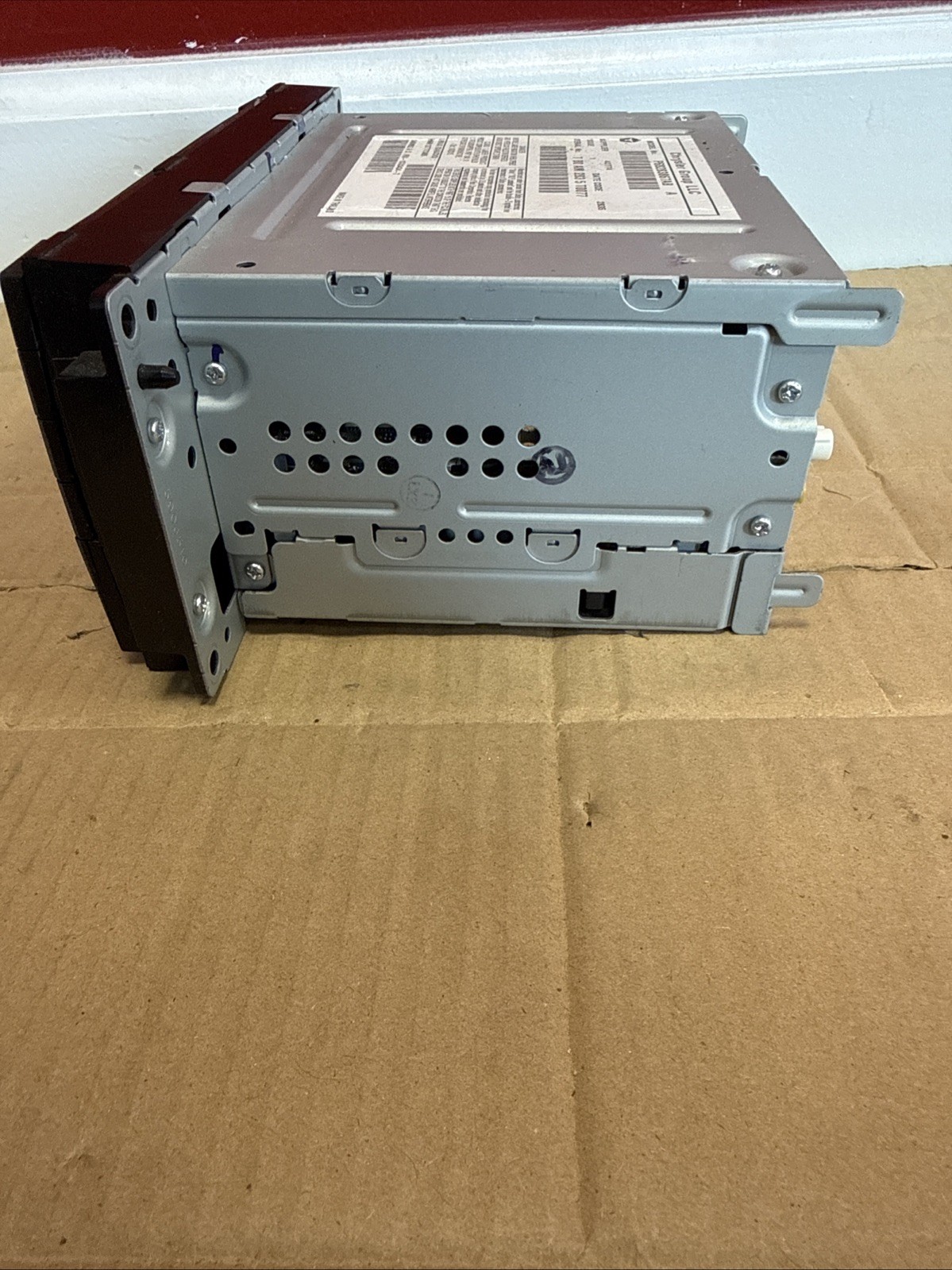 2011-2018 Jeep Wrangler OEM RHB Radio Display And Receiver Assembly
