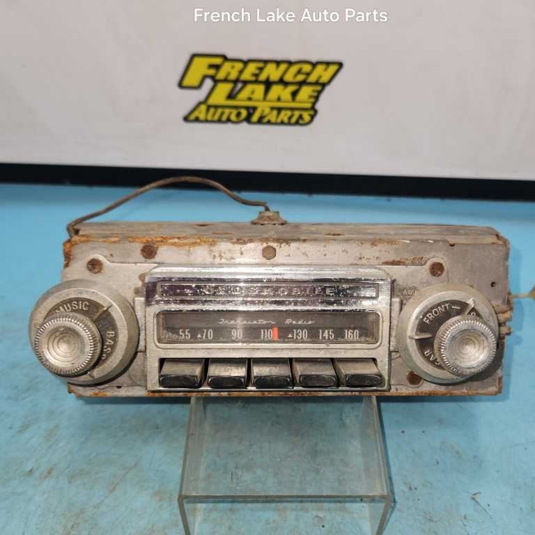 UNTESTED A/M Radio 982249 Fits 1964 OLDSMOBILE 88 1242859