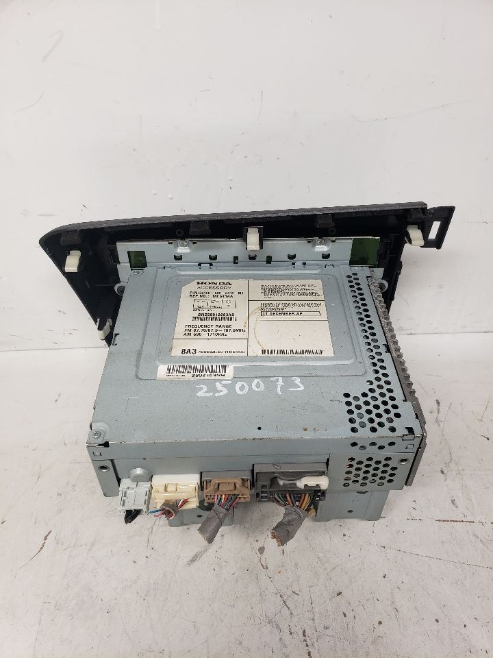 2012 Honda Civic Radio Assembly AM FM CD-MP3 LX Stereo Receiver OEM 1339229