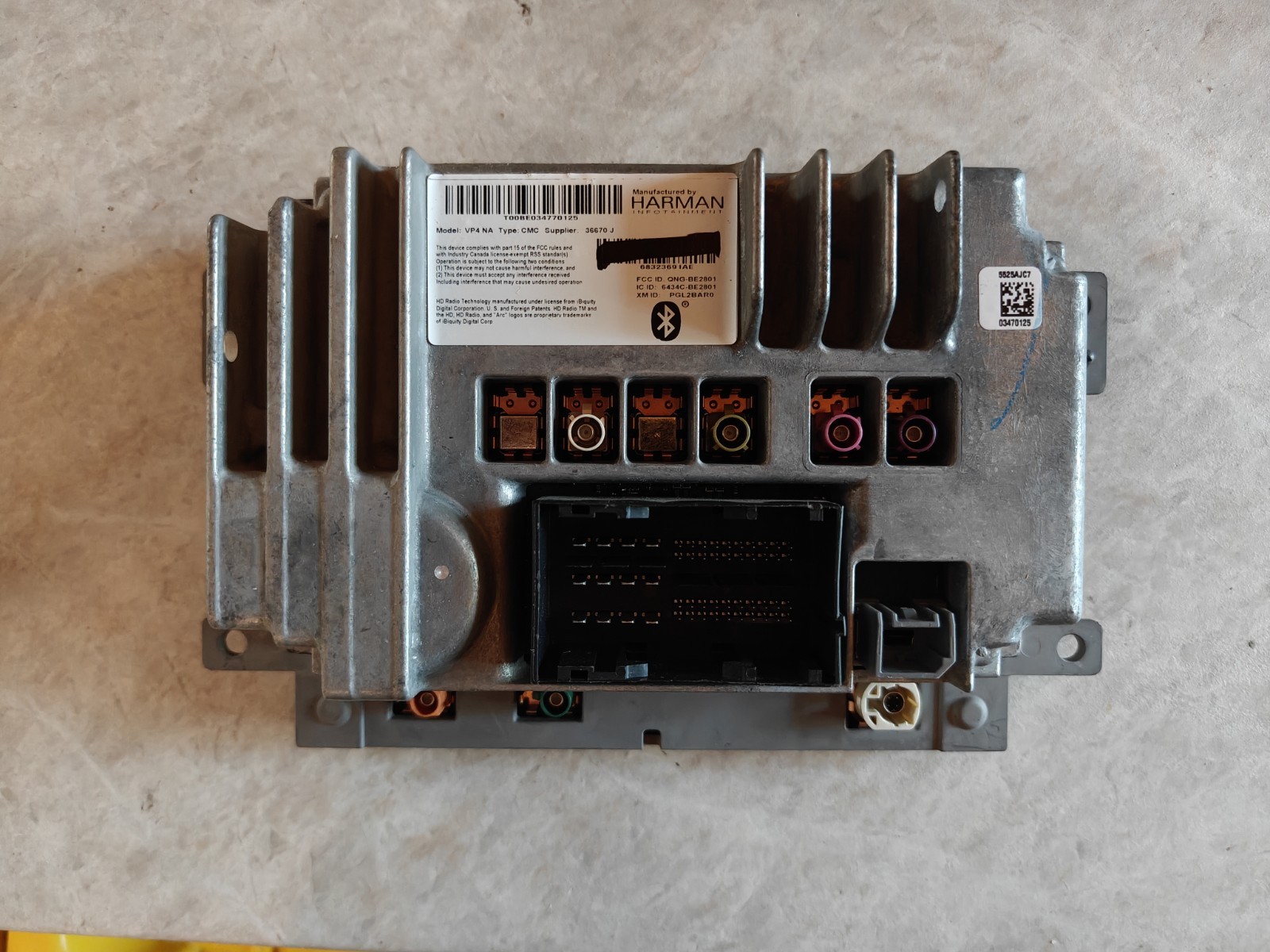 🟢2017 CHRYSLER PACIFICA UConnect 4 8.4″ Radio VP4 NA Module OEM