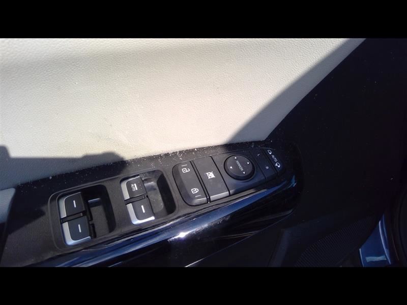 Driver Camera/Projector Radar Unit Rear Behind Cover Fits 17-19 SPORTAGE 730366