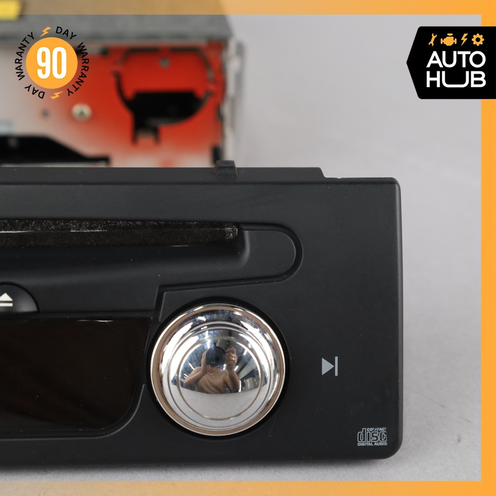 00-04 Bentley Arnage / Silver Seraph Radio CD Player Grundig PM57845PA OEM 30k