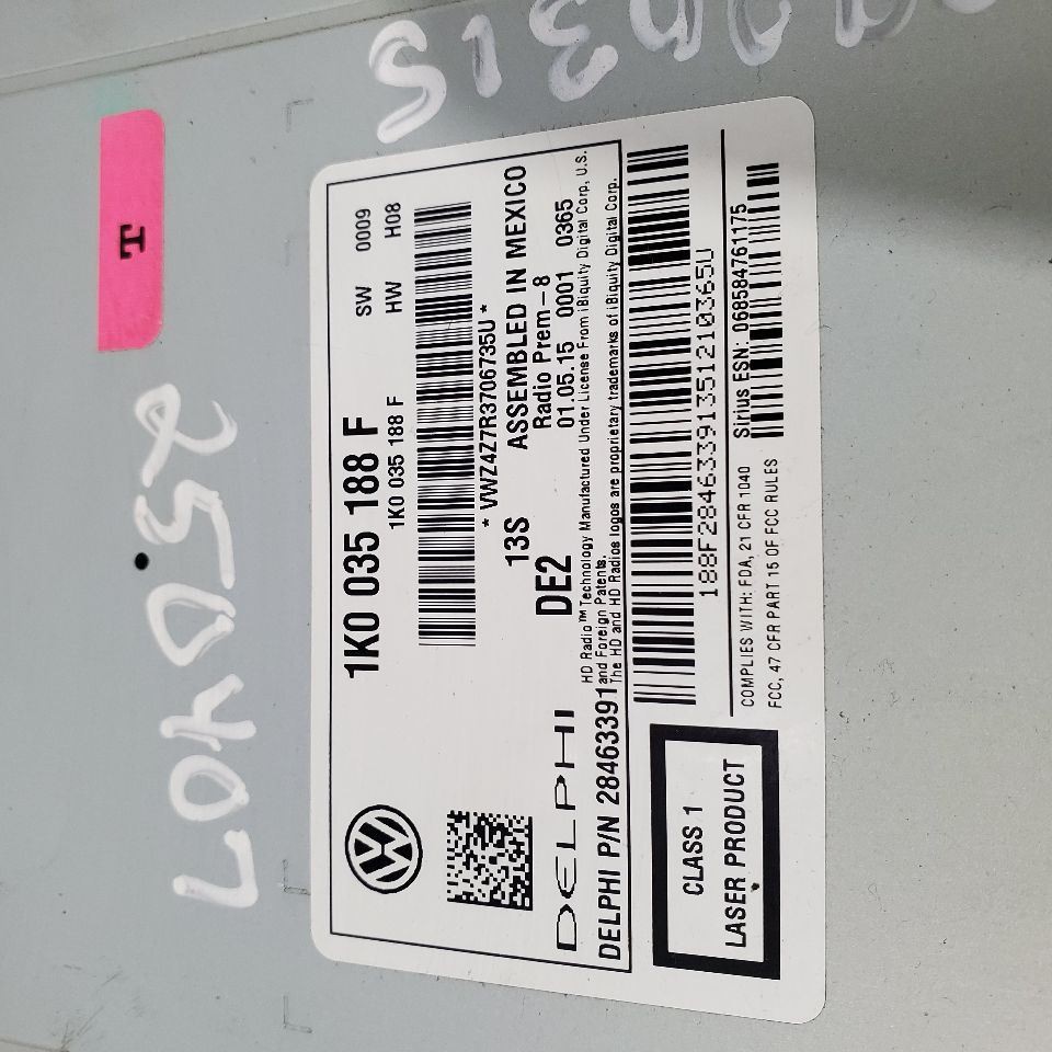 2015 Volkswagen Passat OEM Radio Receiver 1k0035188f