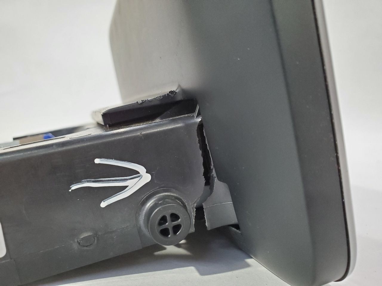 2016 Mercedes GLC300 OEM Display Screen Monitor Works Broken Housing A2059004113