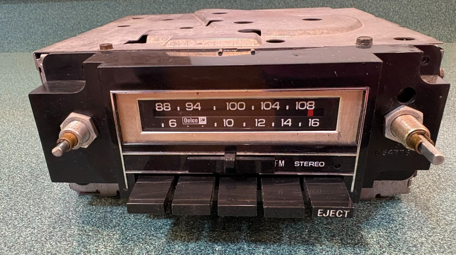 1978-1980 Corvette Original GM/Delco AM FM Stereo Radio 8 Track 79 80 GM 2700