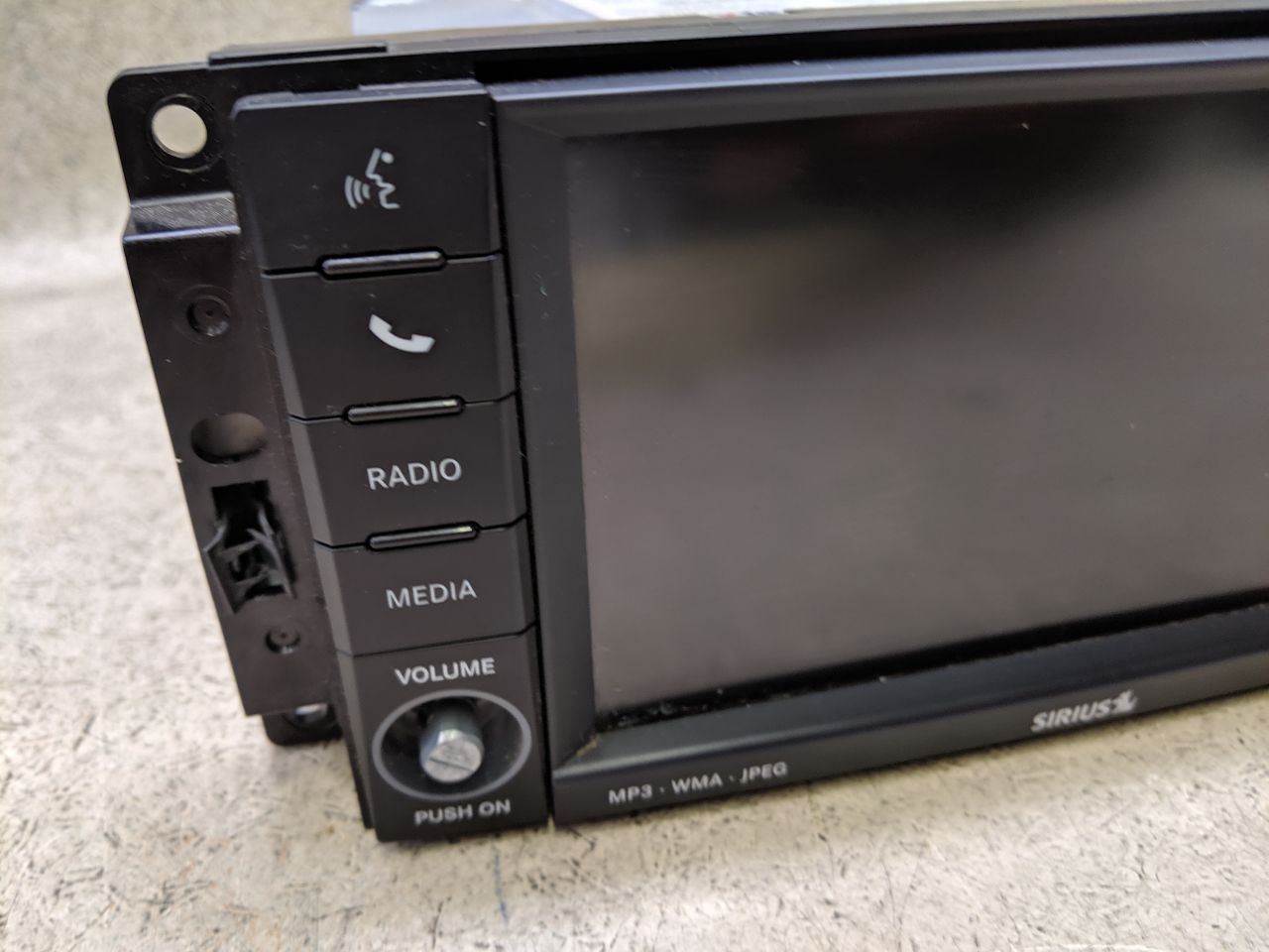 Stereo Radio AM FM CD Navigation RHB 05064829AG Fits 2011 DODGE CARAVAN e10-70