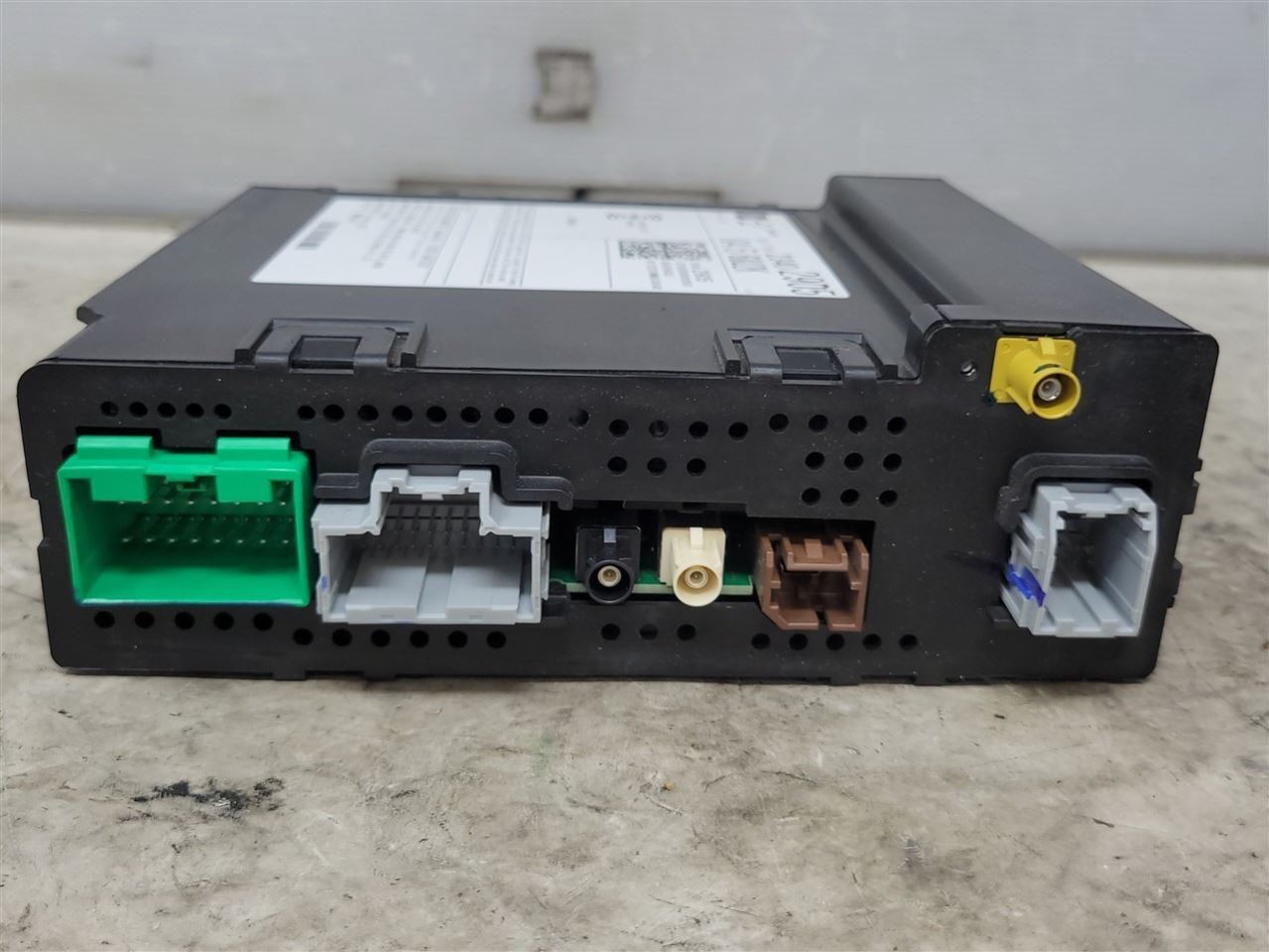 2016 CAMARO SS RADIO MODULE IO6 23402905 16-17 41000 MILES