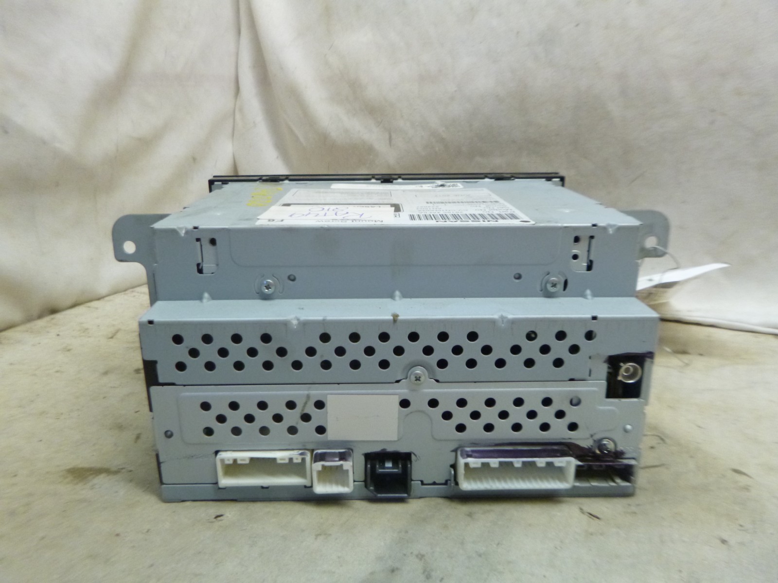 18 19 Nissan Sentra Satellite Radio Cd Mp3 28185-4AF6A RAT49