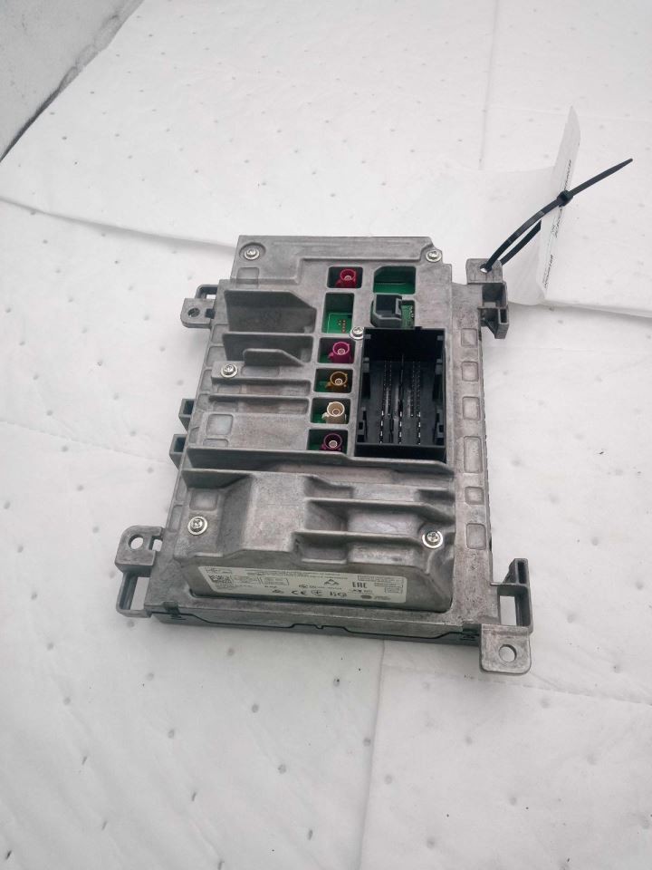 Audio Equipment Radio Display And Receiver Uconnect 4C Fits 21-22 300 743442