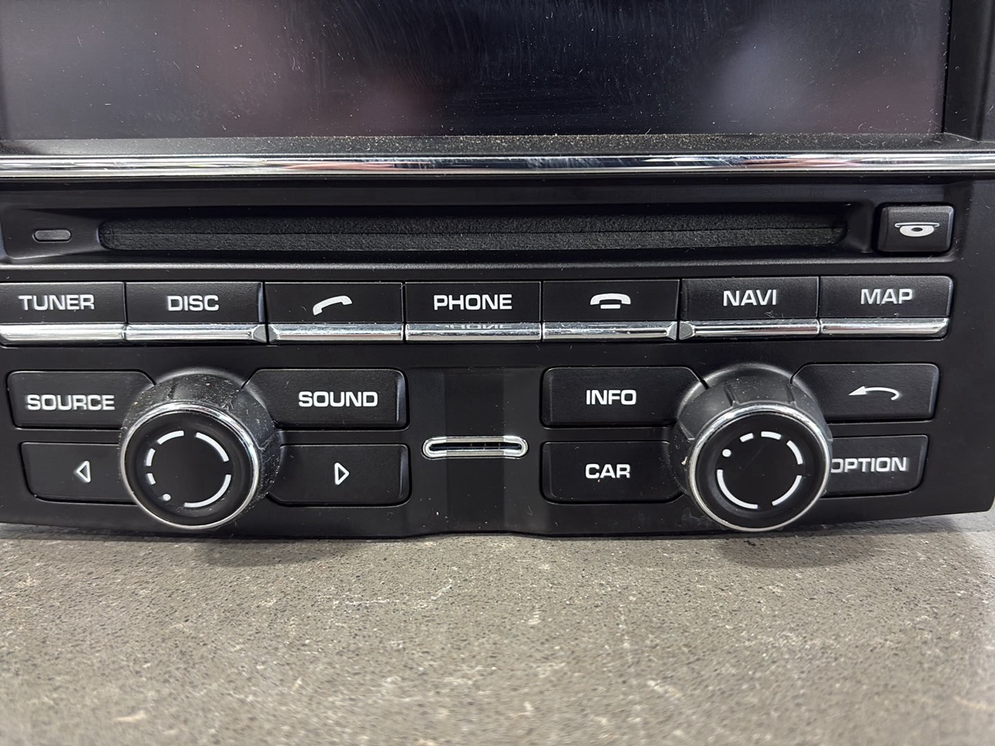 2011 Porsche Cayenne 958 Navigation CD Radio 95864297100 OEM