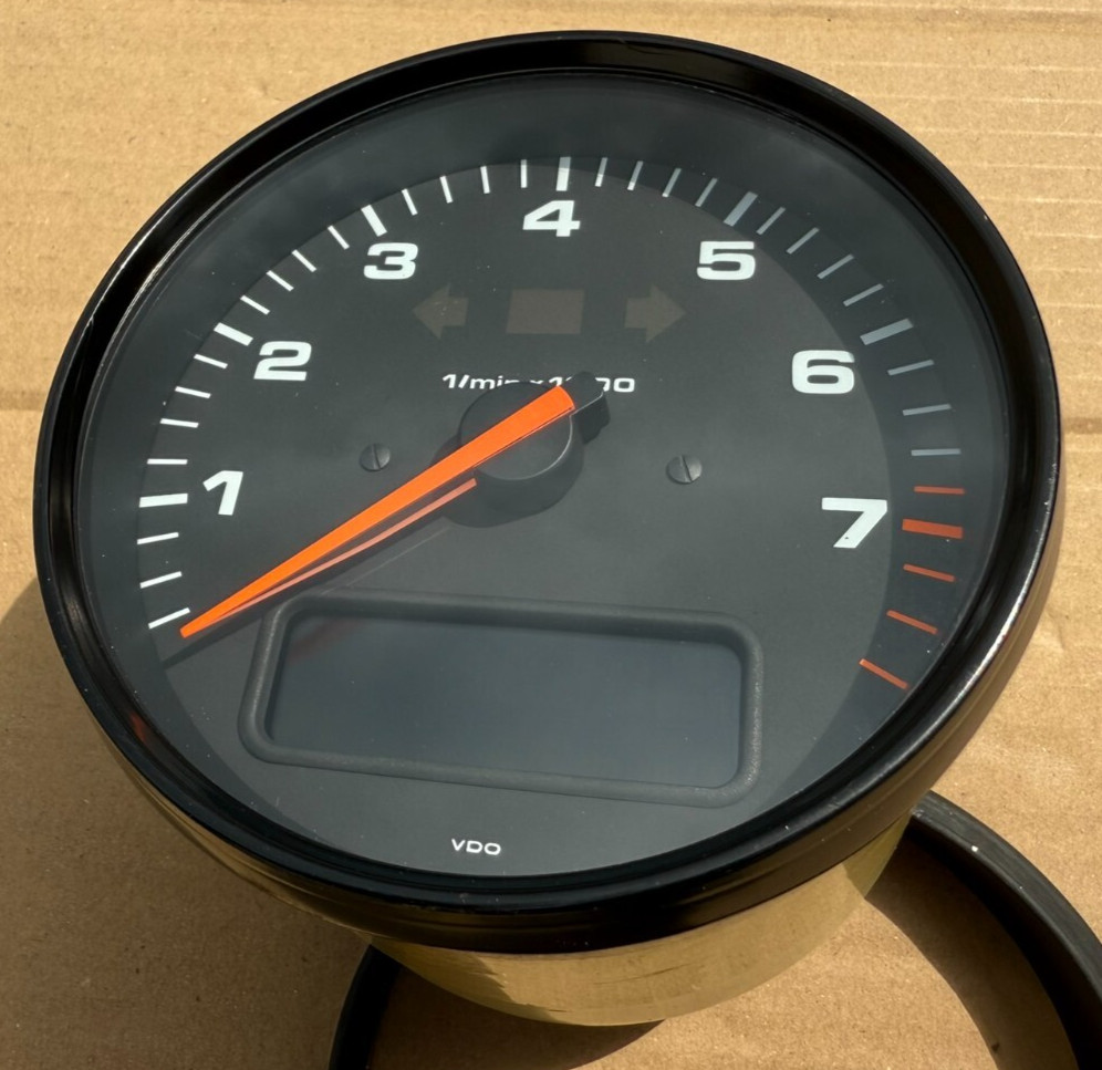 Porsche 964 993 Tachometer Speedometer Board Computer Speedometer 96464131100 VDO