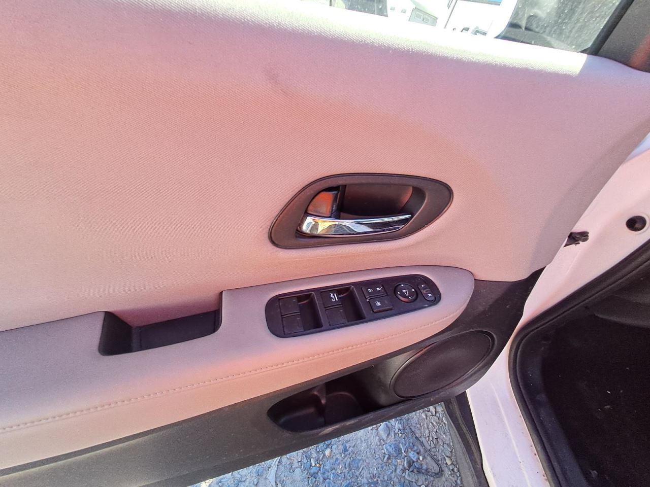 Audio Equipment Radio US Market Display And Receiver LX Fits 18 HR-V 2941536