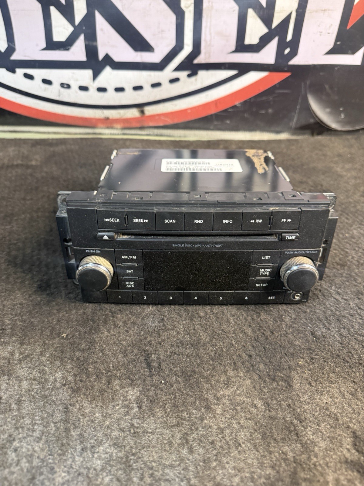 2007-2014 Chrysler Dodge Jeep AM FM Radio CD Player Aux OEM P05091195AB Sirius