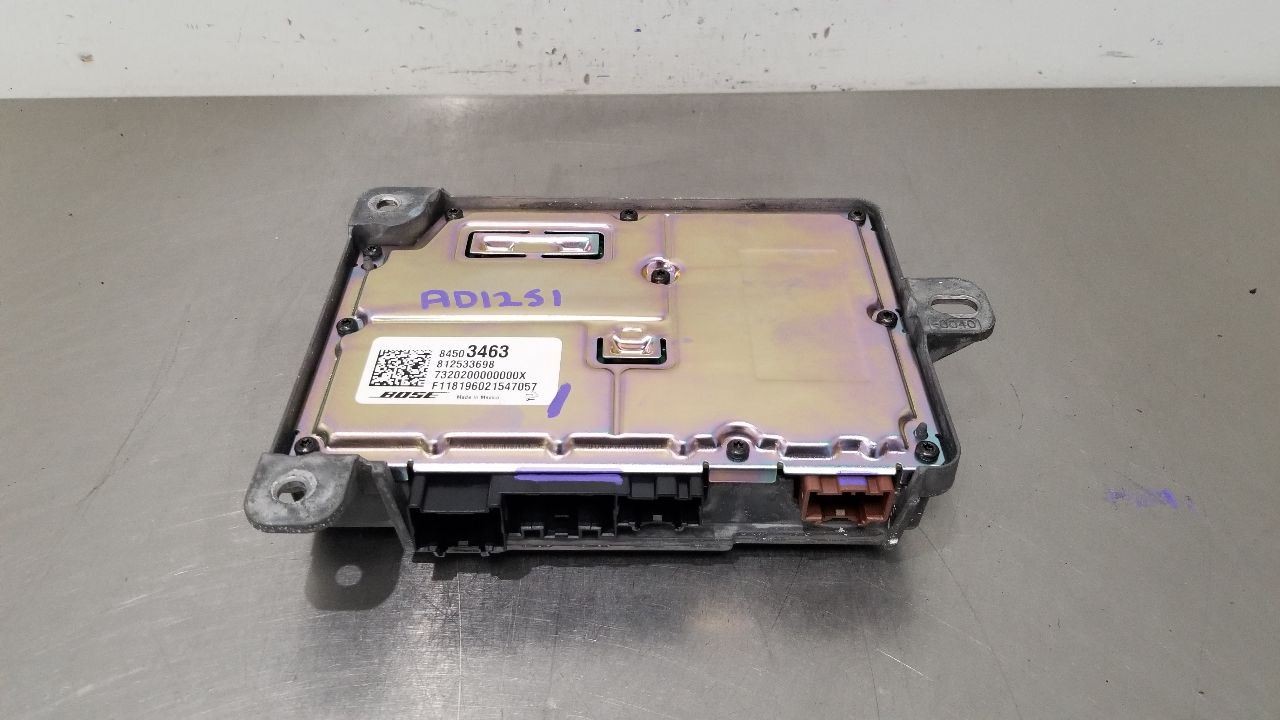 19 GMC YUKON RADIO AUDIO AMPLIFIER 84503463
