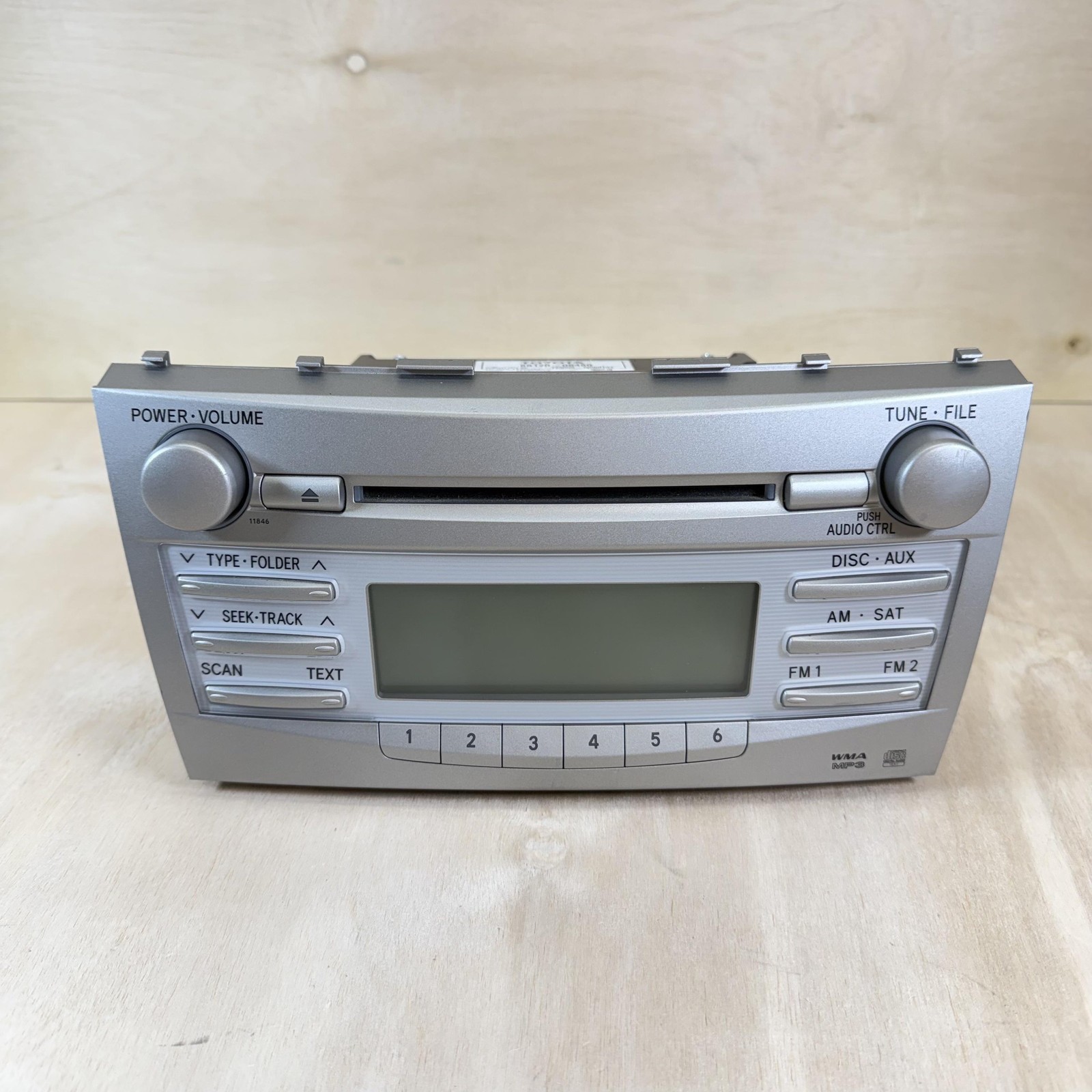 Toyota OEM Car Stereo Radio 86120-06480 CD MP3 WMA Satellite Silver Head Unit