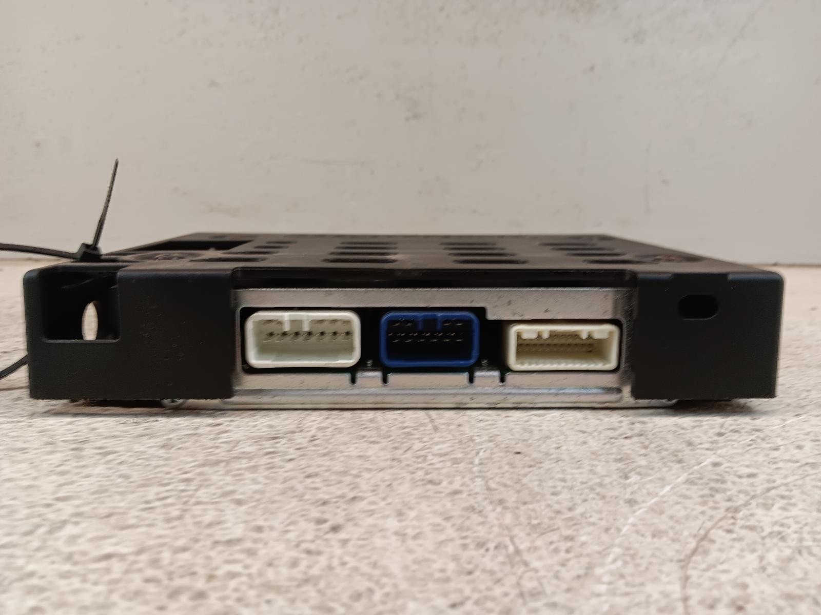 10 11 12 13 14 Subaru Tribeca Radio Amplifier 86221XA20A **May Need Programming*