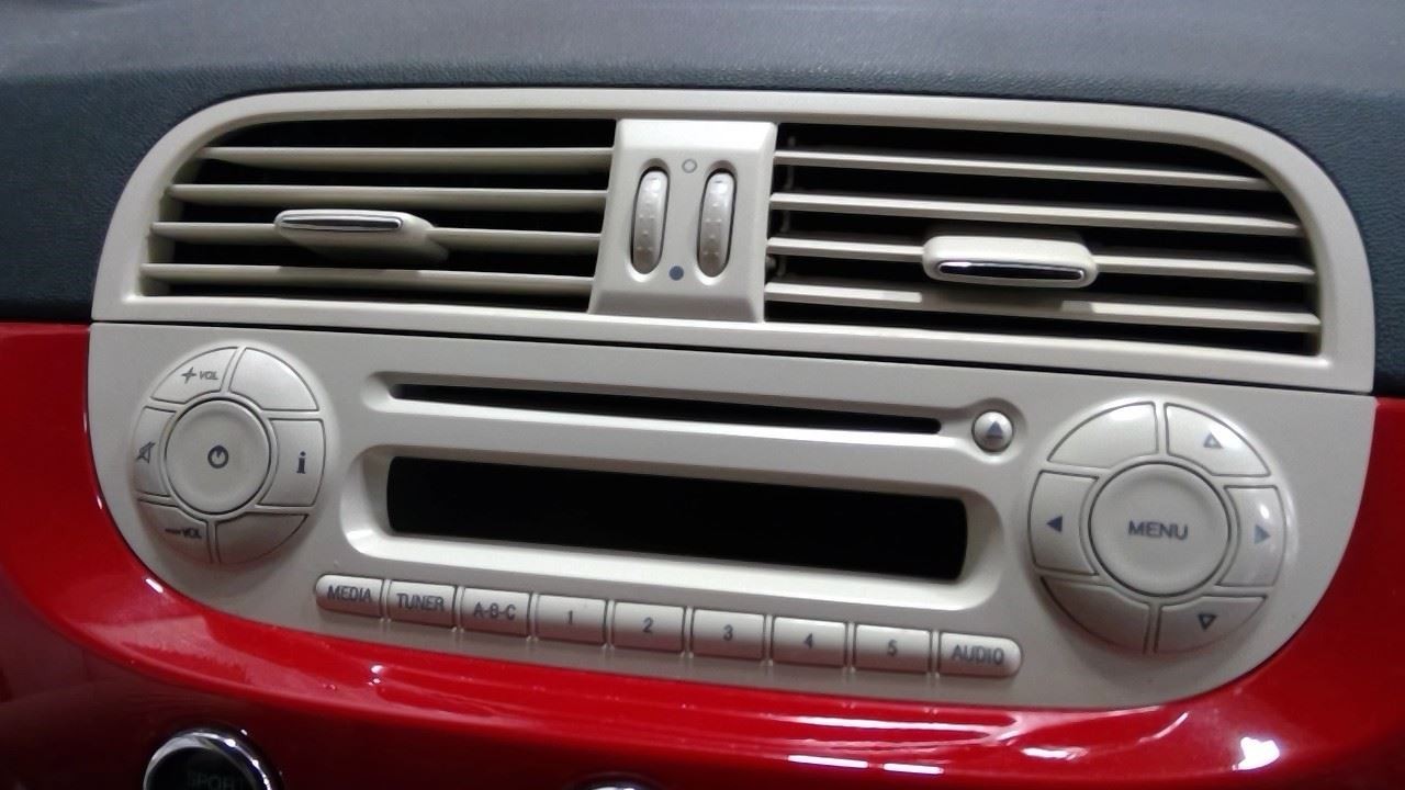 Audio Equipment Radio 2 Door AM-FM-CD-MP3 Fits 12-17 FIAT 500 12586584