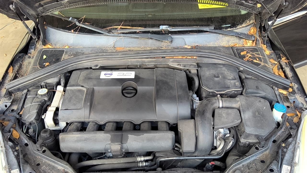 Audio Equipment Radio XC60 Display Upper Fits 09-12 VOLVO 60 SERIES 1348356