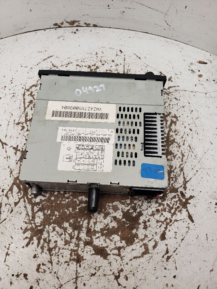 1999-2009 Volkswagen Golf Radio VIN J 8th Digit Includes City OEM 1367171